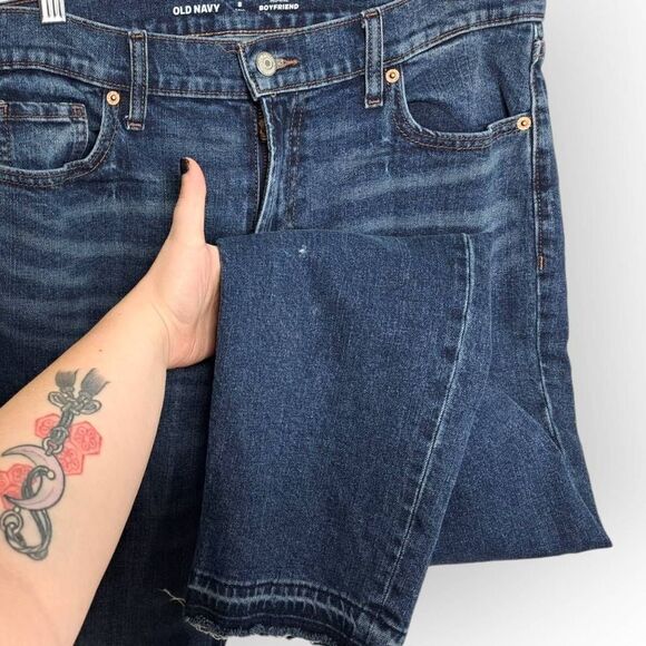 Old Navy Women's Mid Rise Boyfriend Jeans size 8 Tall - Picture 3 of 7